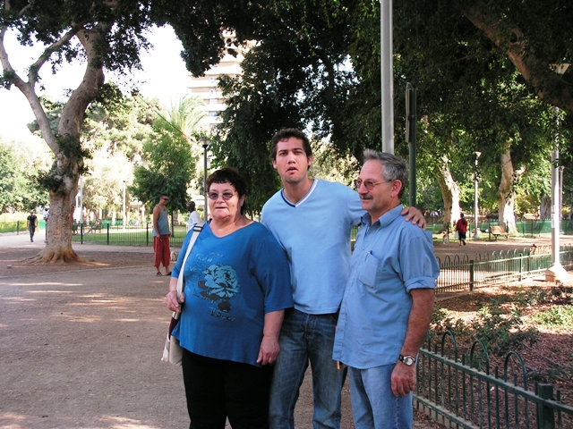 אשר, הראל וחני